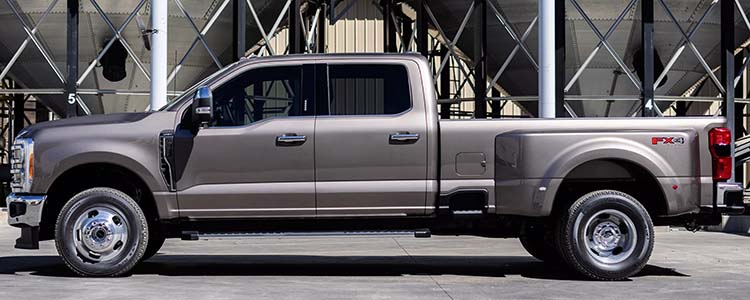 Ford F-250 Crew Cab